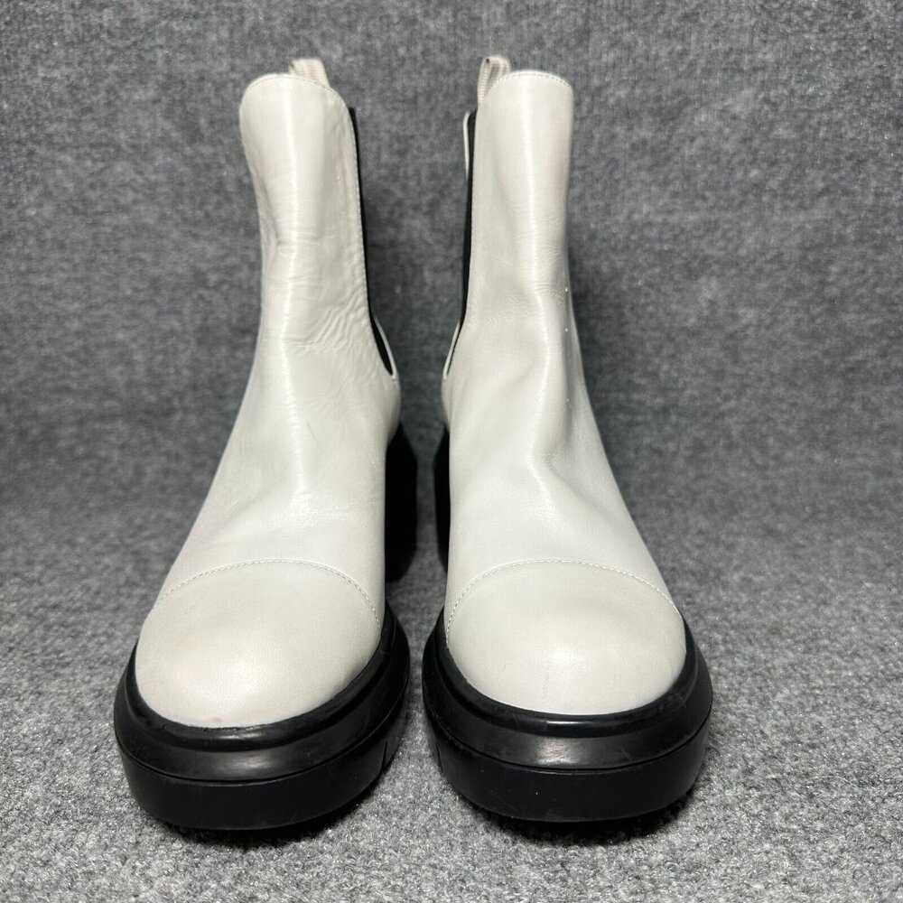 Stuart Weitzman Boots Womens 5C Norah Chelsea Booties White Leather Lug Sole - Picture 2 of 10